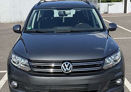 VW Tiguan Volkswagen 2.0 TDI DPF BlueMotion Technology Trend & Fun