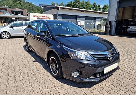 Toyota Avensis Sol