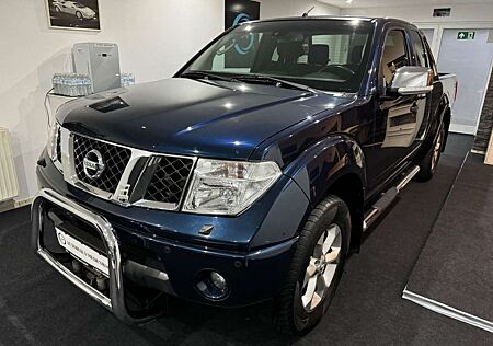 Nissan Navara 2,5 King Cab 93243 km Navi Seilwinde