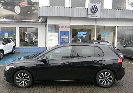 VW Golf Volkswagen VIII Lim. Active 2,0 TDI 7 GANG DSG AHK,PAN