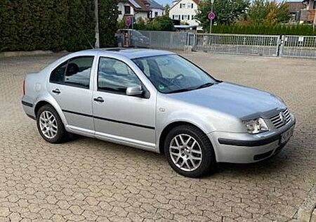 VW Bora Volkswagen 1.6 Edition