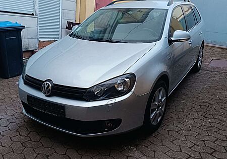 VW Golf Variant Volkswagen 1.6 TDI DPF MATCH