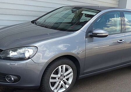 VW Golf Volkswagen Highline Sehr gepflegt NEU HU und AU