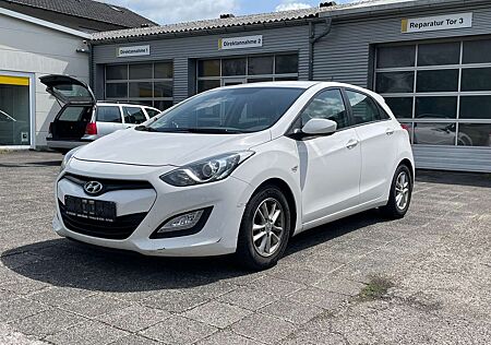 Hyundai i30 FIFA World Cup Edition, SHZ, KLIMA, PDC, ALLW-ALU