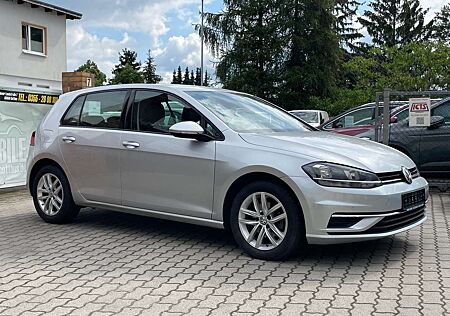 VW Golf Volkswagen Nur 27850 !!! Km Leder Sitzheizung PDC
