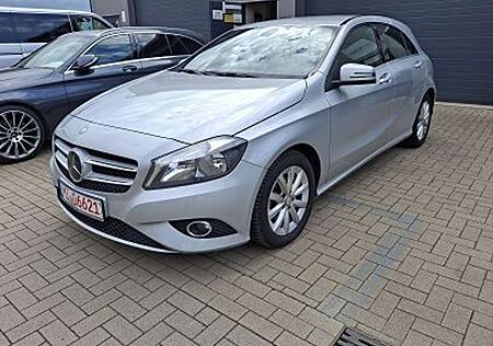 Mercedes-Benz A 180 Efficiency Automatik,Camera,Navi,SHZ etc.