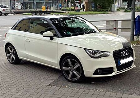 Audi A1 Ambition S-line Panorama Navi Sport-Fahrwerk Klima