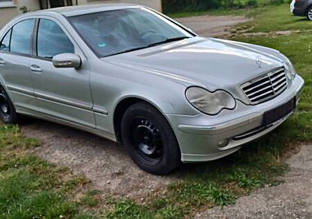 Mercedes-Benz C 200 Kompressor (203.042)