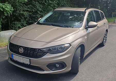Fiat Tipo Kombi Kombi 1.4 T-Jet Lounge