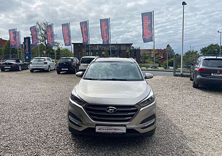 Hyundai Tucson blue Classic 2WD