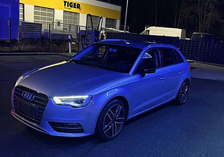 Audi A3 2.0 TDI Sportback (clean diesel) Ambition