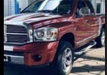 Dodge RAM 4x4 Laramie HEMI 5,7 LPG