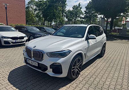 BMW X5 xD 45 e MSport*Panorama*Head Up*360°*Massage
