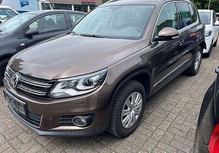 VW Tiguan Volkswagen 2.0 TDI DSG 4MOTION Sport & Style
