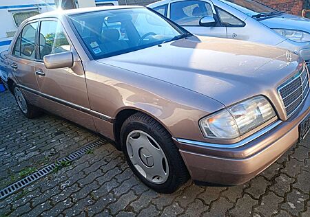 Mercedes-Benz C 250 D Elegance,Automatik,H-kennzeichen,TÜV 05/27