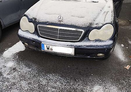 Mercedes-Benz C 180 Classic