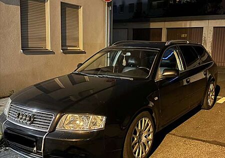 Audi A6 Avant 2.5 TDI quattro