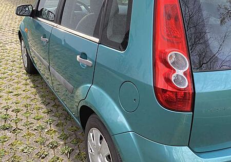 Ford Fiesta 1.3 Ambiente