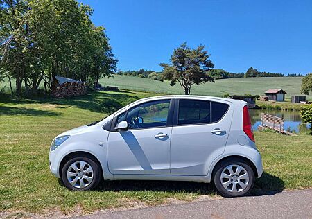 Opel Agila 1.2 Edition
