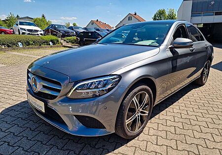 Mercedes-Benz C 300 d 4Matic lim. HuD/LED/Panoramadach/Burmest