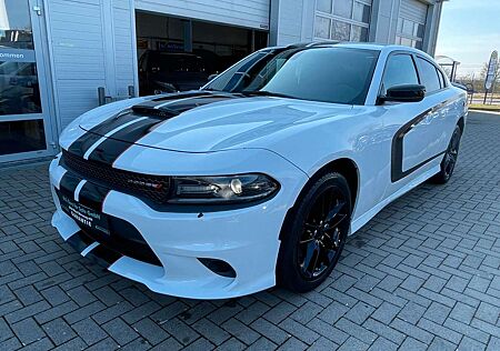 Dodge Charger 3.6L V6 *Allrad*Kam*NAvi*WenigKM*TOP