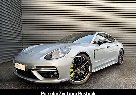 Porsche Panamera Turbo S E-Hybrid HA-Lenkung Nachtsicht