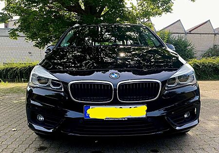 BMW 214 d