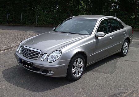 Mercedes-Benz E 200 E-Klasse Kompressor Sequentronic Classic