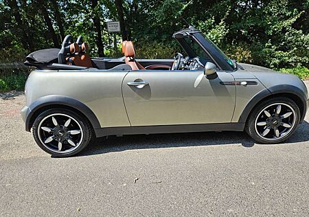 Mini Cooper Cabrio Sidewalk, sehr gepflegt