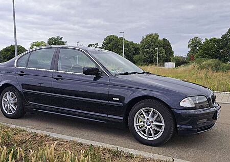 BMW 320i 320