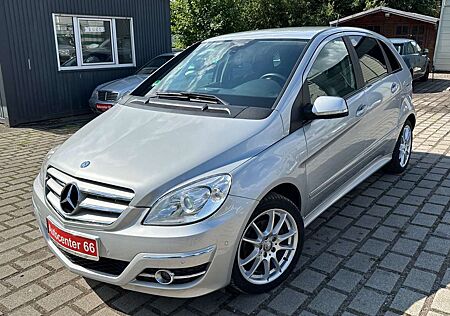 Mercedes-Benz B 200 Aut. Sport-Paket*AHK*PDC*LEDER*SHZ*TÜV NEU