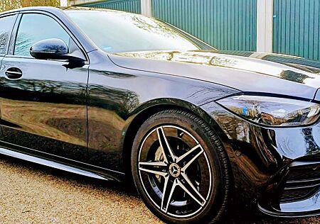 Mercedes-Benz C 300 4Matic 9G-TRONIC Edition AMG Line 1.Hand Garagenf.