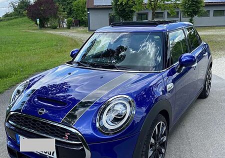 Mini Cooper SD Aut.,NAVI,PANO*LED*,Vollausstattung