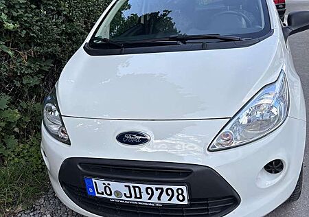 Ford Ka /+ 1.2 Titanium