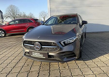 Mercedes-Benz A 180 7G-DCT AMG Line/ Night Paket/ LED High P.