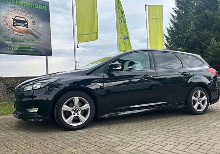 Ford Focus ST-Line Business & Winterpaket Navi PDC ZR NEU!!!