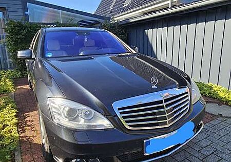 Mercedes-Benz S 350 BlueTEC DPF 4Matic 7G-TRONIC