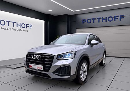 Audi Q2 35 TFSI ADVANCED NAVI PDC AHK LM17