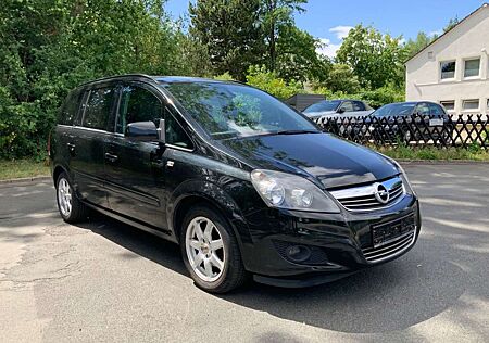 Opel Zafira B Family Plus*96TKM*TÜV NEU*USB*7.SITZER