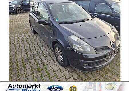 Renault Clio 1.6 16V Privilege Im Kundenauftrag
