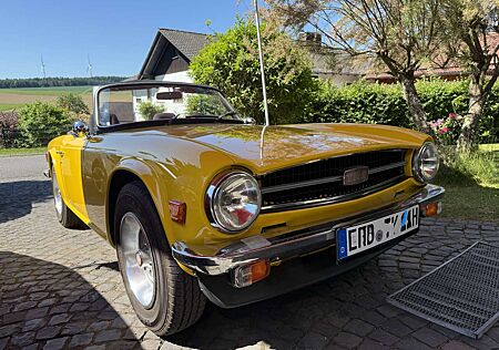 Triumph TR6 mit Overdrive