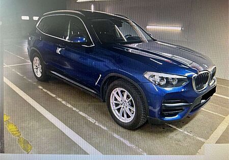 BMW X3 SDrive 18D /1.HD/PDC/NAVI/V.LEDER/TÜV