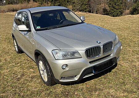 BMW X3 xDrive20d Aut. Standheizung, AHK…