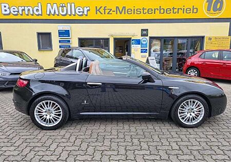 Alfa Romeo Spider gebraucht kaufen Alfa Romeo Spider 2.2 JTS 16V Leder Navi Bi-Xenon