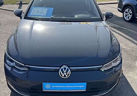 VW Golf Volkswagen Style eTSI