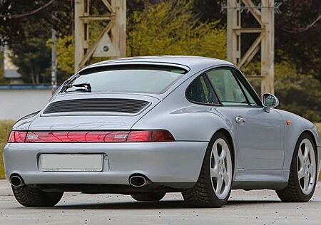 Porsche 964 911 Carrera 4 -black leather-trimmed cabin