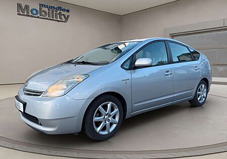Toyota Prius Executive JBL Navi PDC FSE *sehr gepflegt*