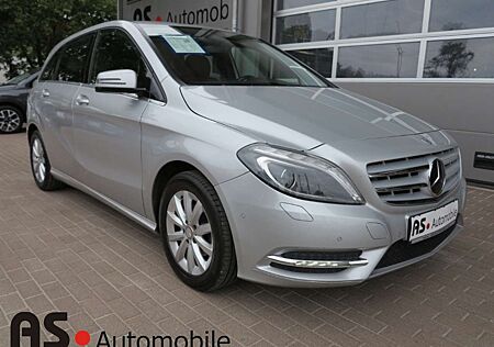 Mercedes-Benz B 180 1.Hd*Bi-Xenon*Sitzheizung*PDCv+h*8-fach