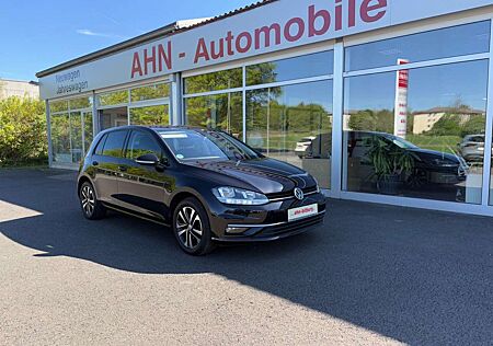 VW Golf Volkswagen VII Lim. IQ.DRIVE,Navi,PDC,SH,