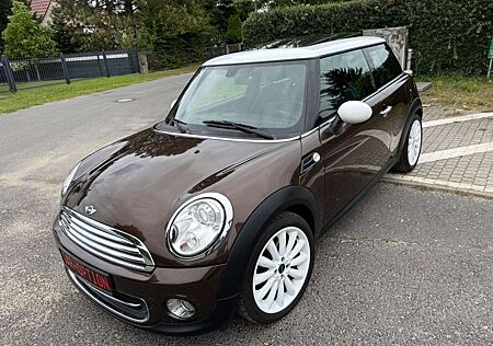 Mini Cooper /Leder/Glasdach/Xenon !